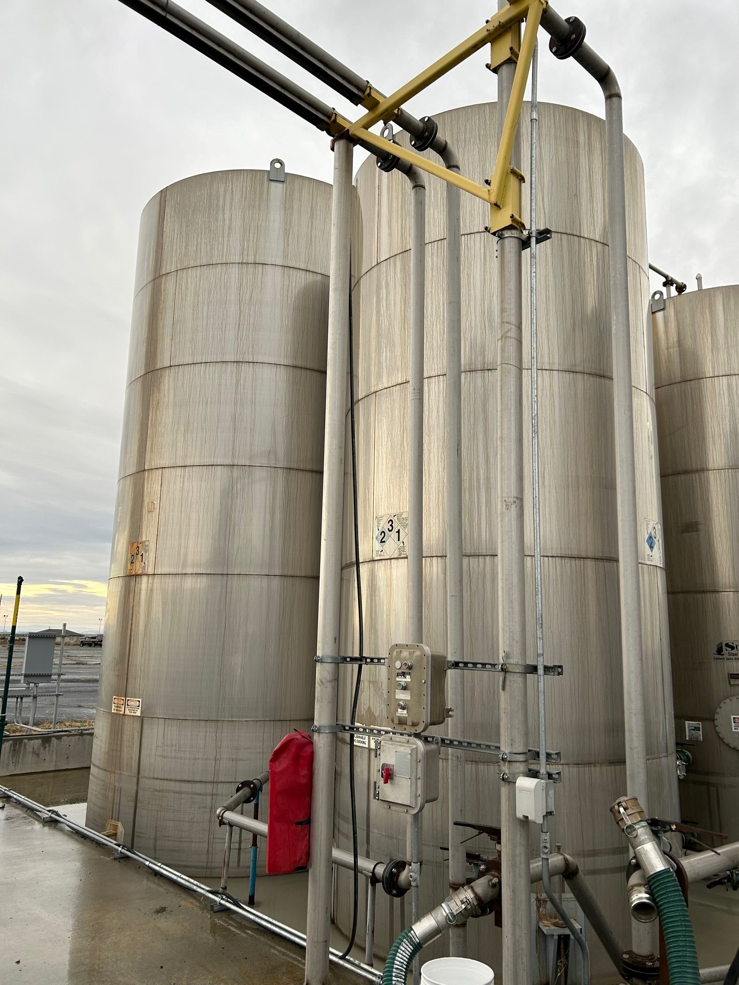 bulk tank photo